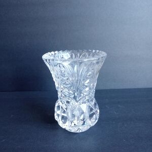 MINI CRYSTAL CLEAR HEAVY THICK CUT GLASS  FLOWER VASE W/ RUFFLED EDGE 4.75"